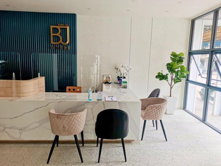 Bj City Hotel Surat Thani Luaran gambar